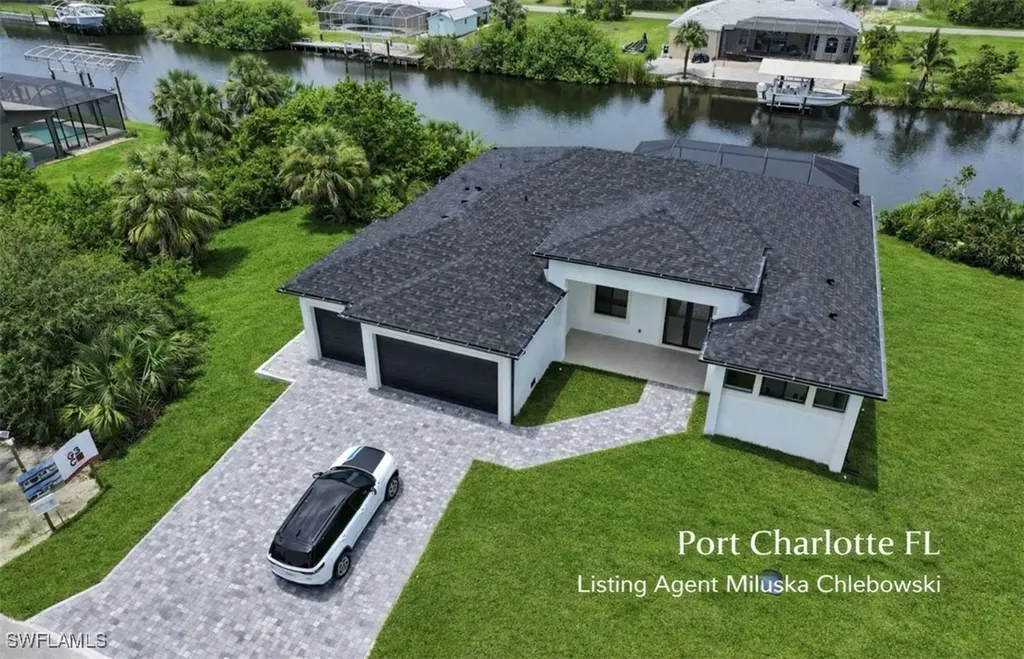 15048 Hennipen Circle E Port Charlotte FL 33981
