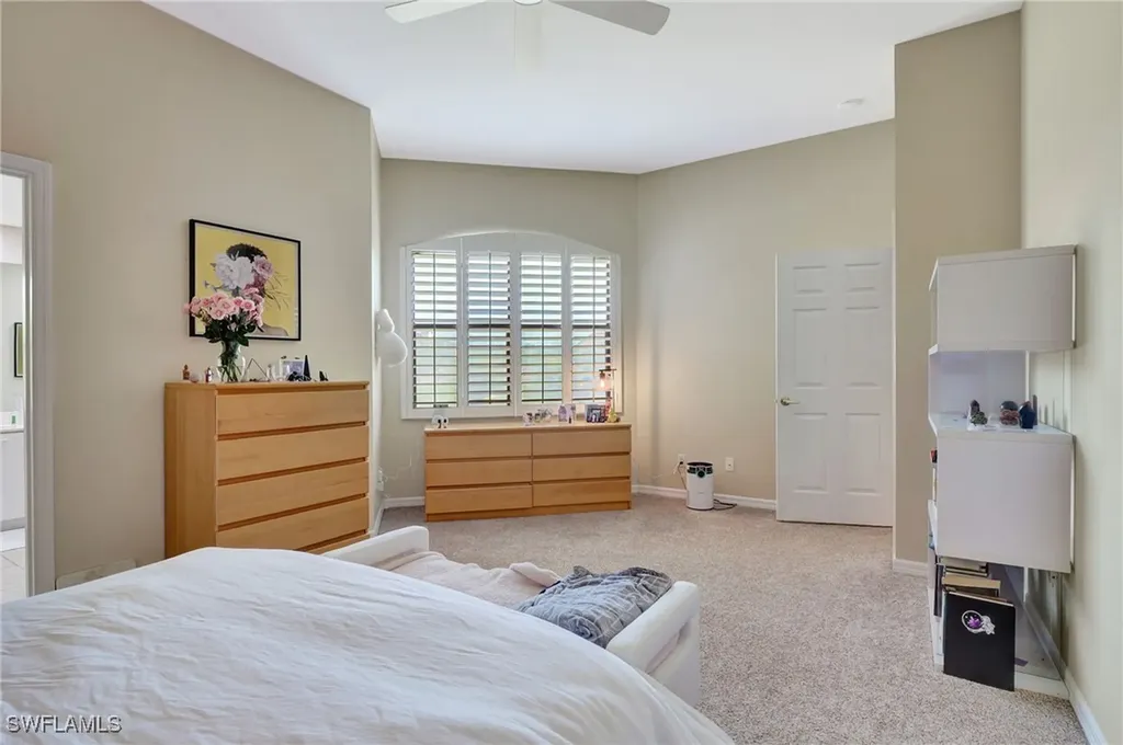 190 Vintage Circle Naples FL 34119