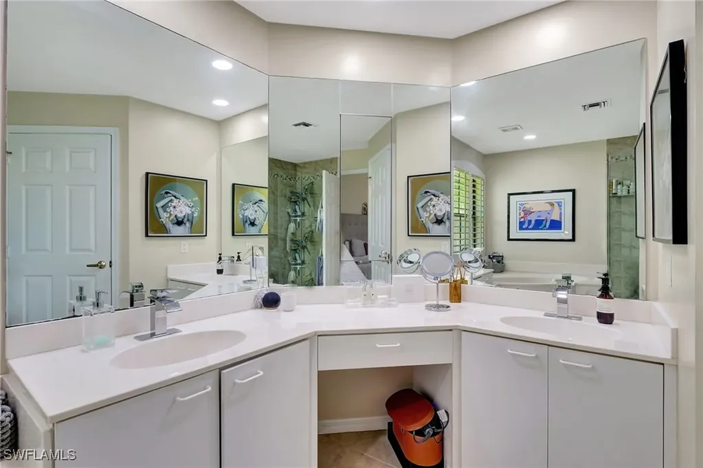 190 Vintage Circle Naples FL 34119