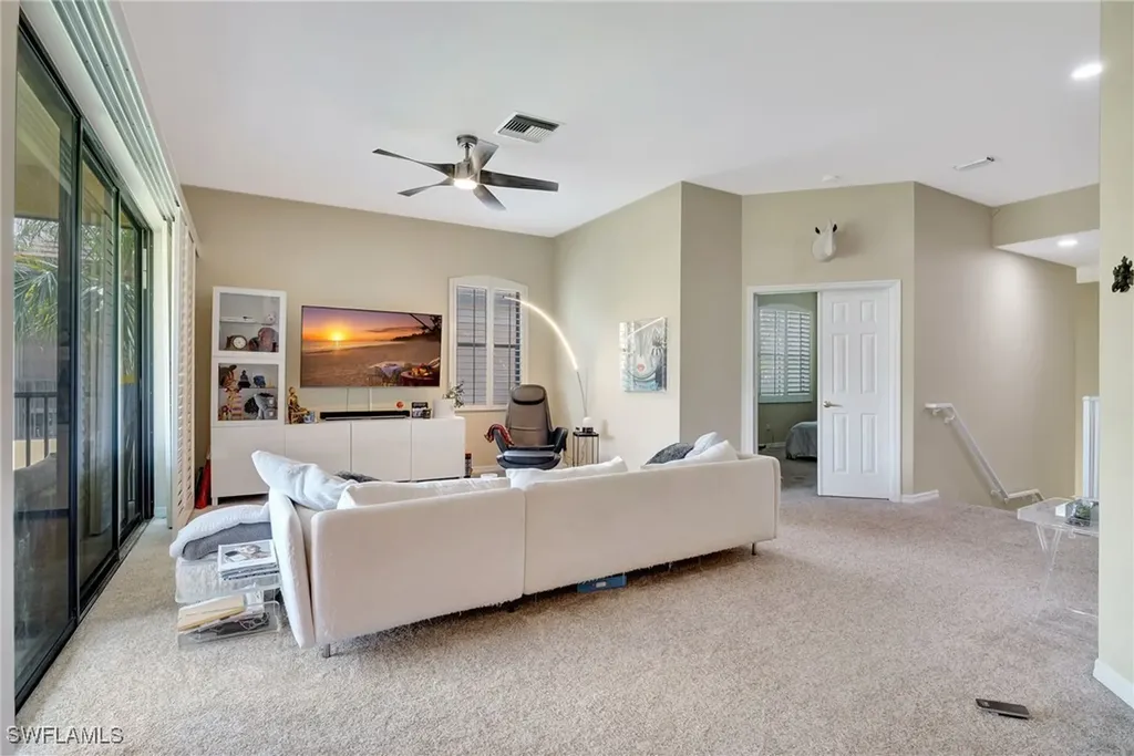 190 Vintage Circle Naples FL 34119