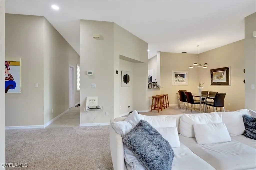 190 Vintage Circle Naples FL 34119