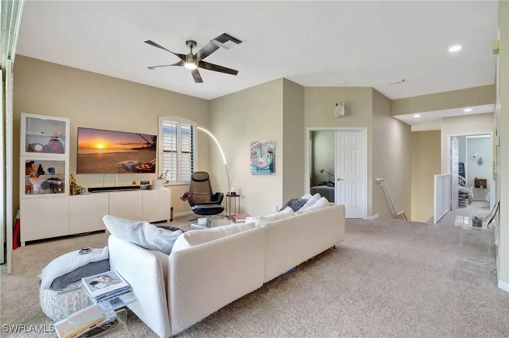 190 Vintage Circle Naples FL 34119