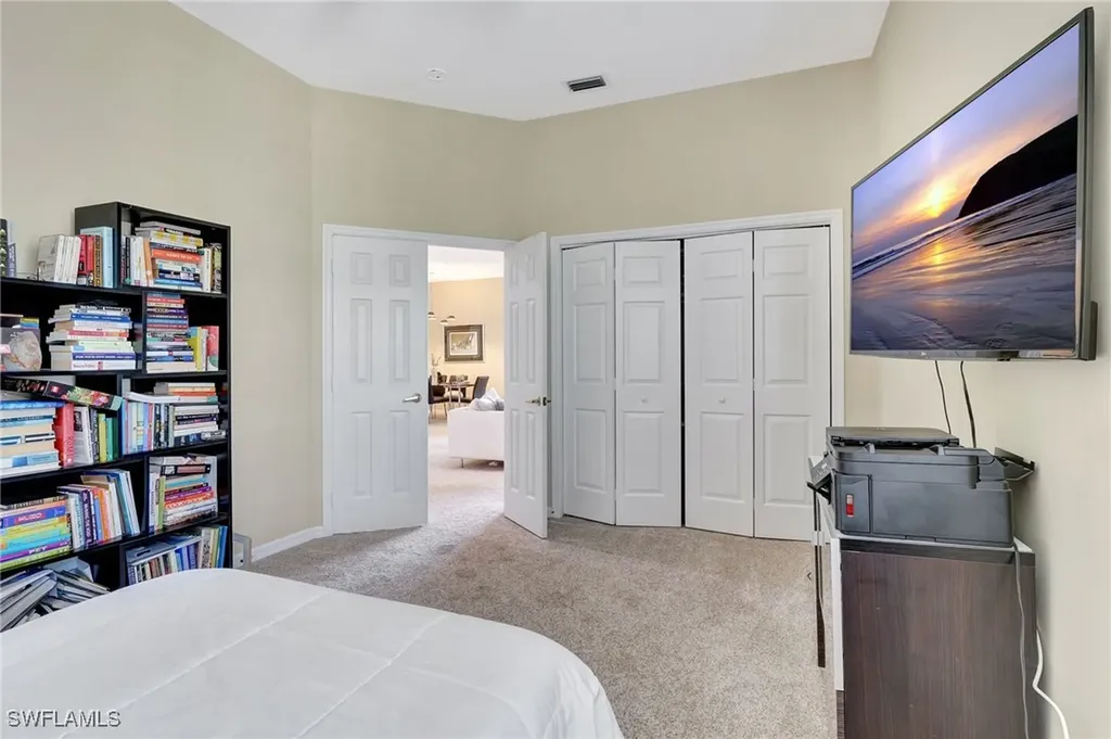 190 Vintage Circle Naples FL 34119