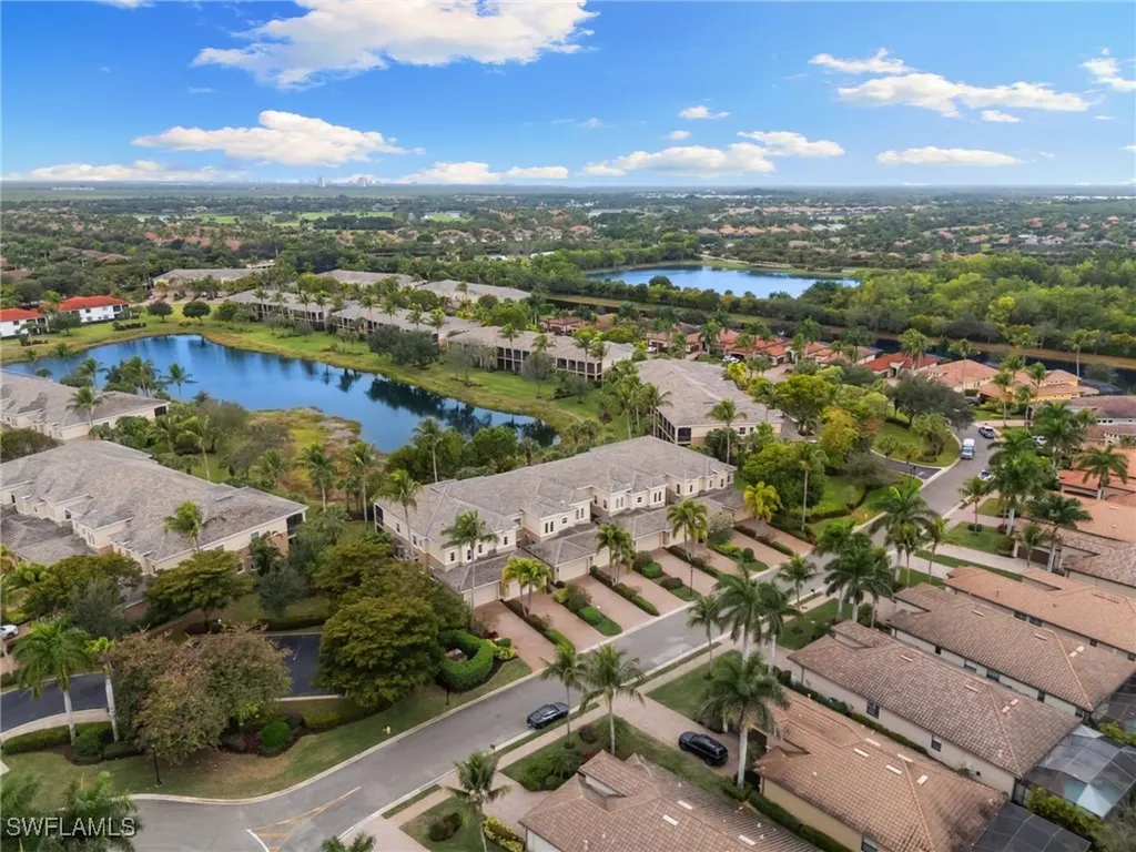 3053 Aviamar Circle Naples FL 34114