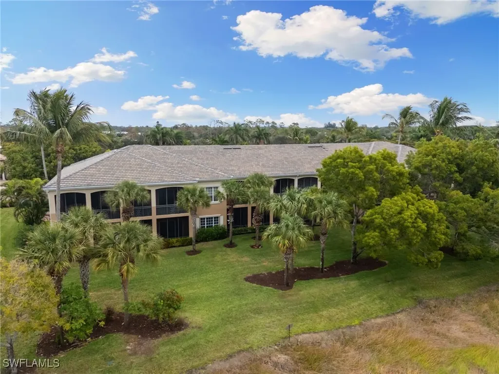 3053 Aviamar Circle Naples FL 34114