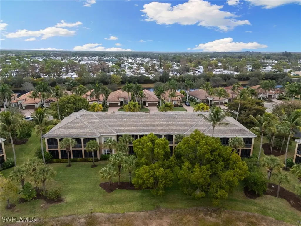 3053 Aviamar Circle Naples FL 34114