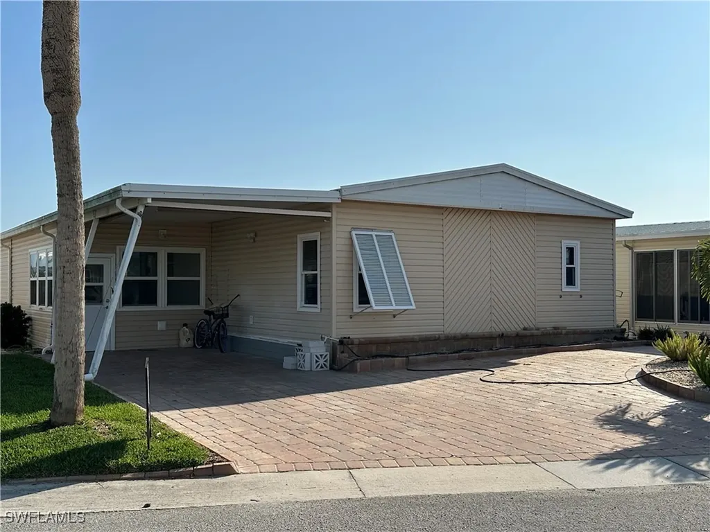 17561 Bryan Court Fort Myers Beach FL 33931