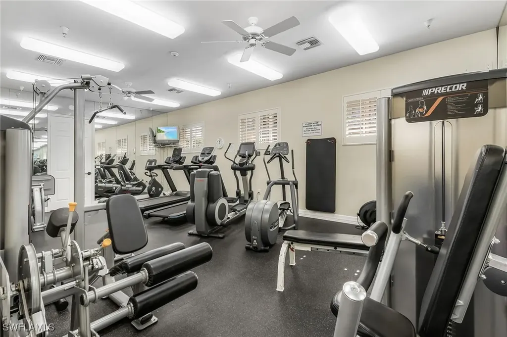 401 Bayfront Place Naples FL 34102