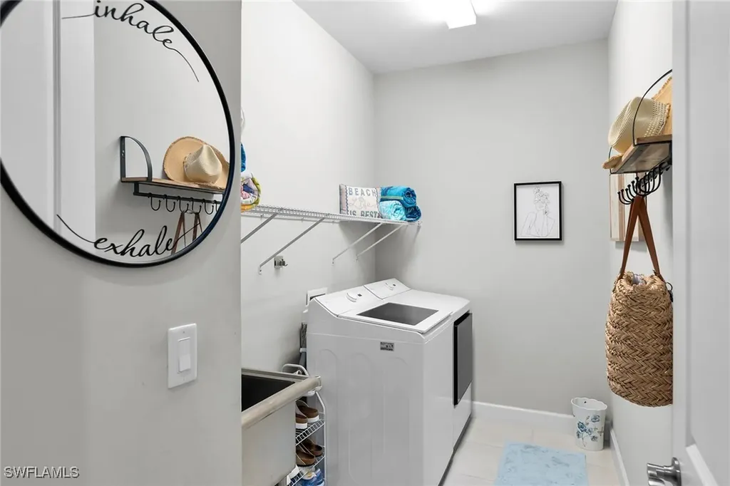 8111 Calle Canovas Street Naples FL 34114