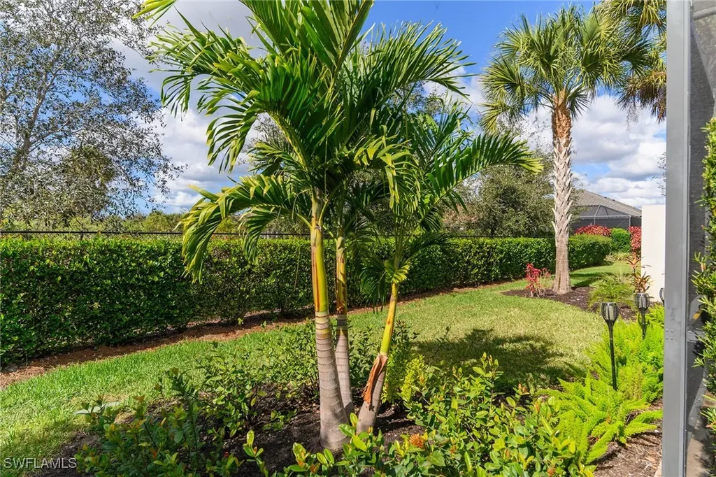 8111 Calle Canovas Street Naples FL 34114