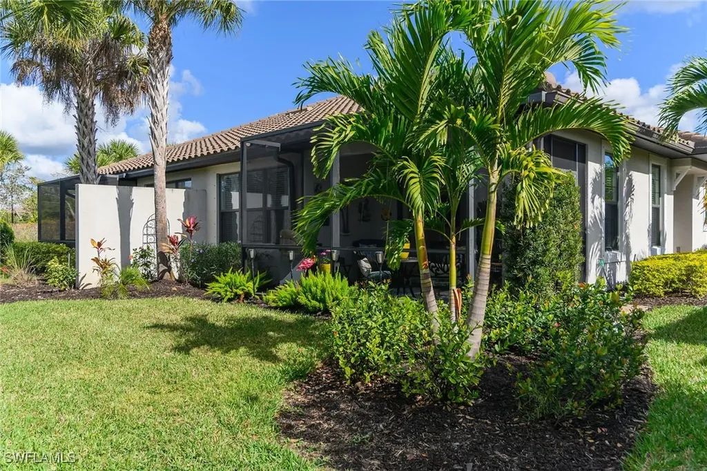 8111 Calle Canovas Street Naples FL 34114