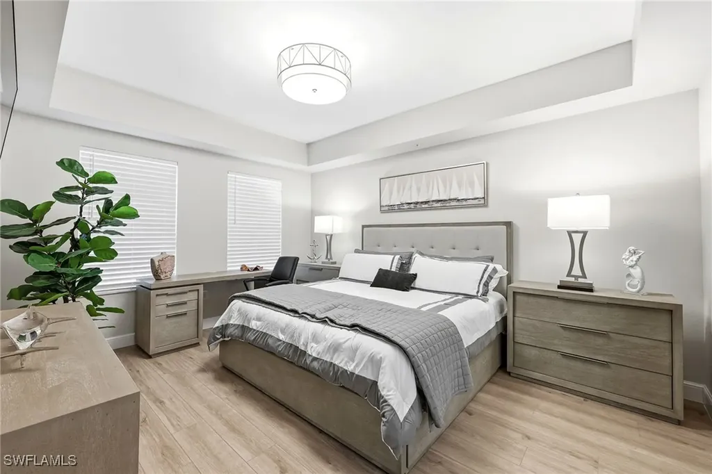 401 Bayfront Place Naples FL 34102