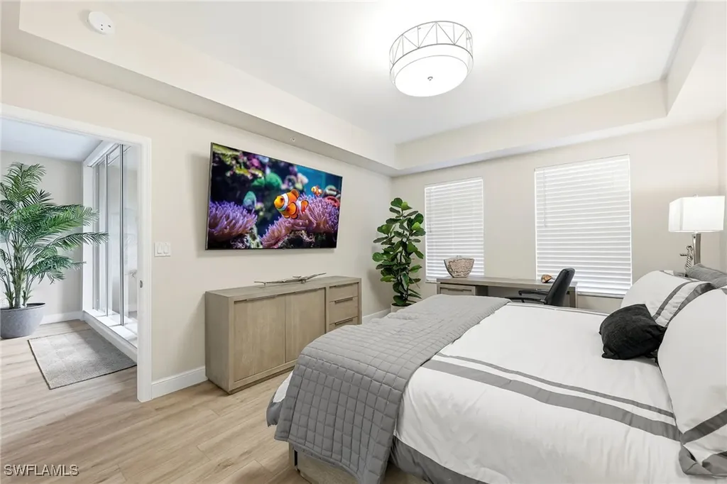 401 Bayfront Place Naples FL 34102