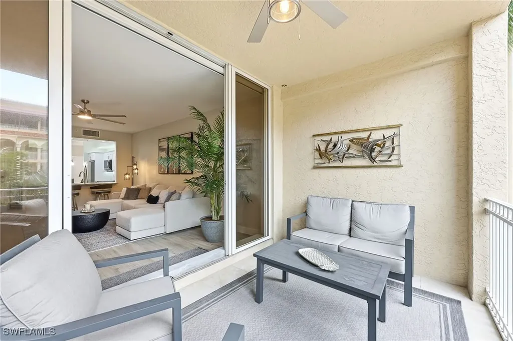 401 Bayfront Place Naples FL 34102