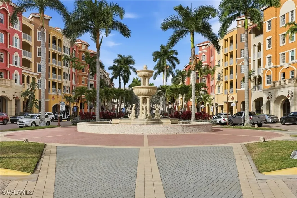 401 Bayfront Place Naples FL 34102