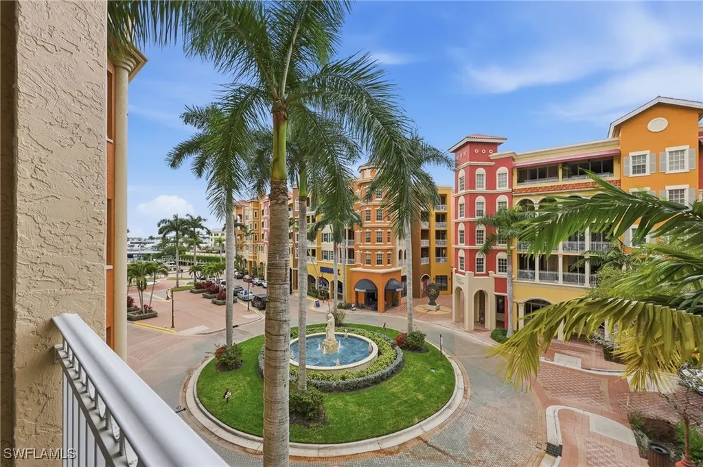 401 Bayfront Place Naples FL 34102