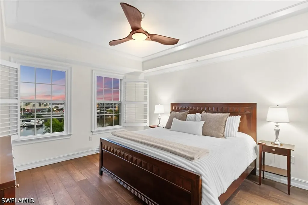 451 Bayfront Place Naples FL 34102