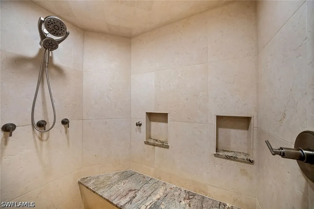 451 Bayfront Place Naples FL 34102