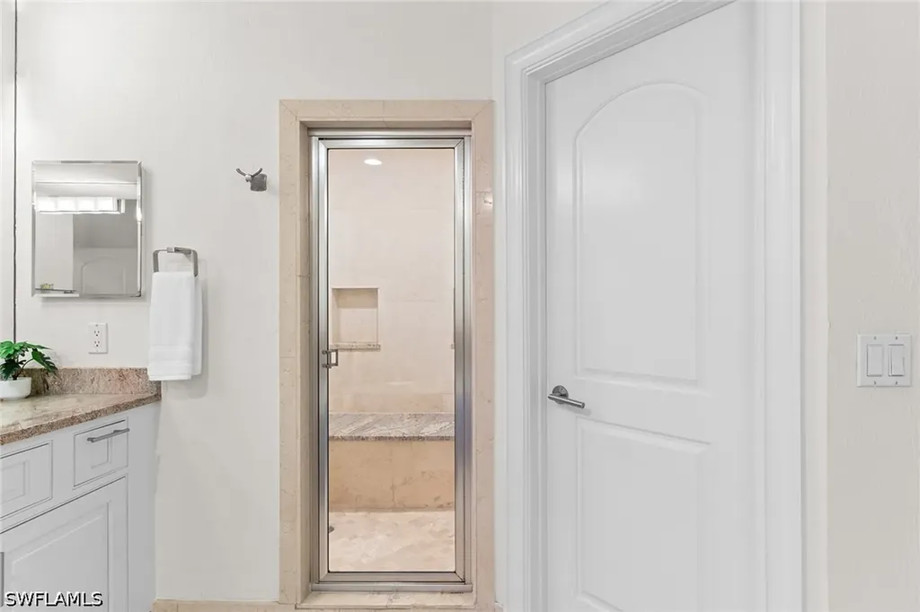 451 Bayfront Place Naples FL 34102