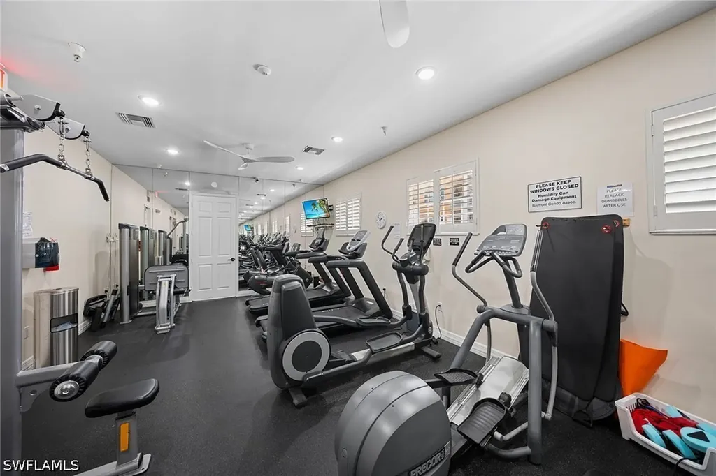 451 Bayfront Place Naples FL 34102