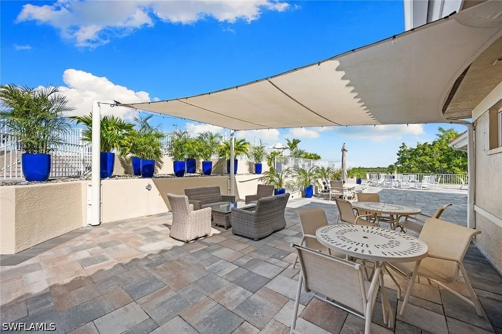 451 Bayfront Place Naples FL 34102
