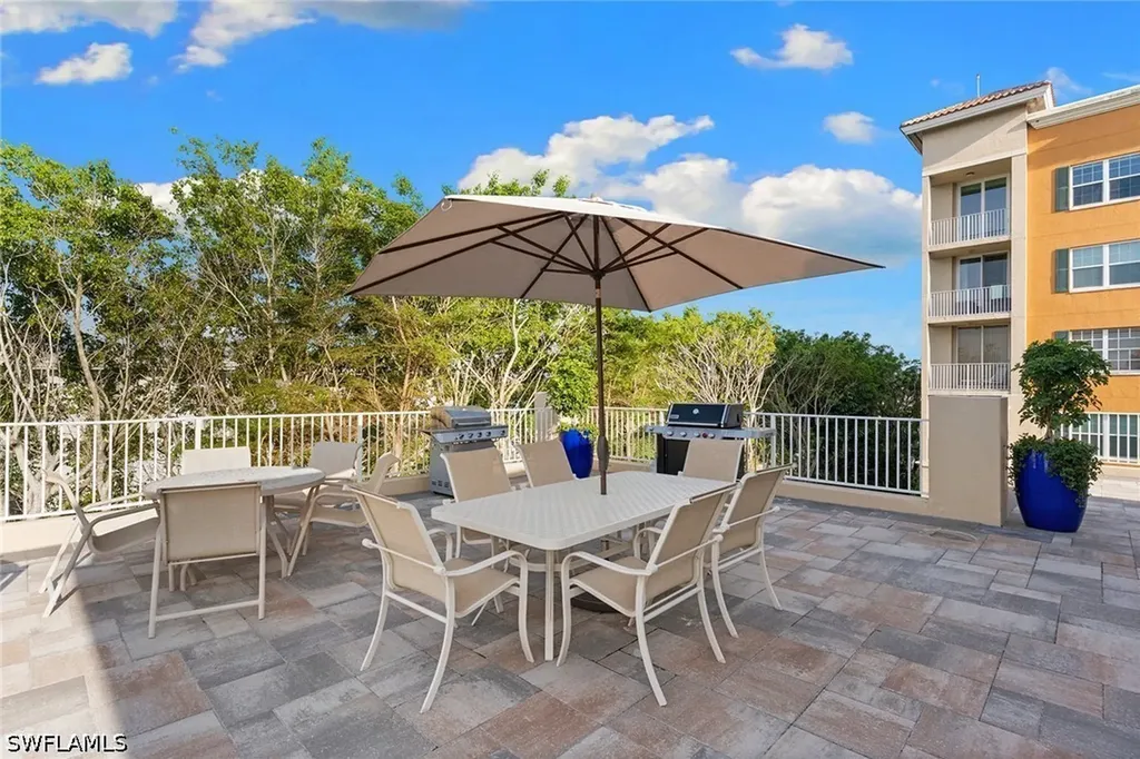 451 Bayfront Place Naples FL 34102