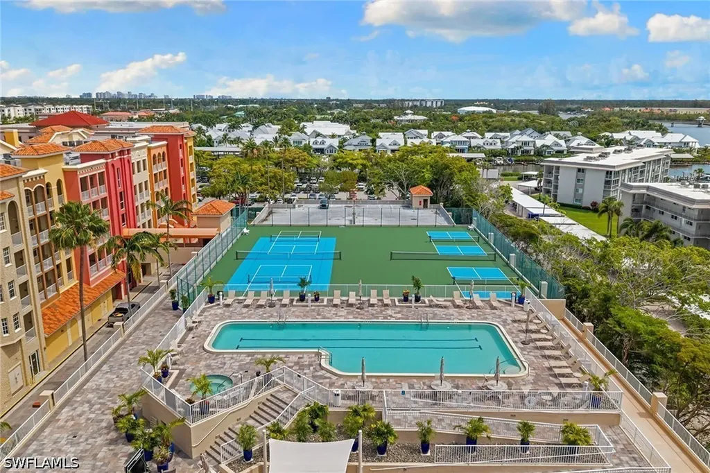 451 Bayfront Place Naples FL 34102