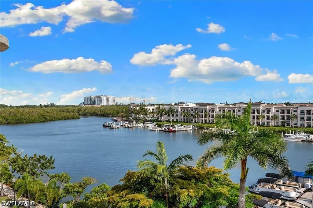 451 Bayfront Place Naples FL 34102