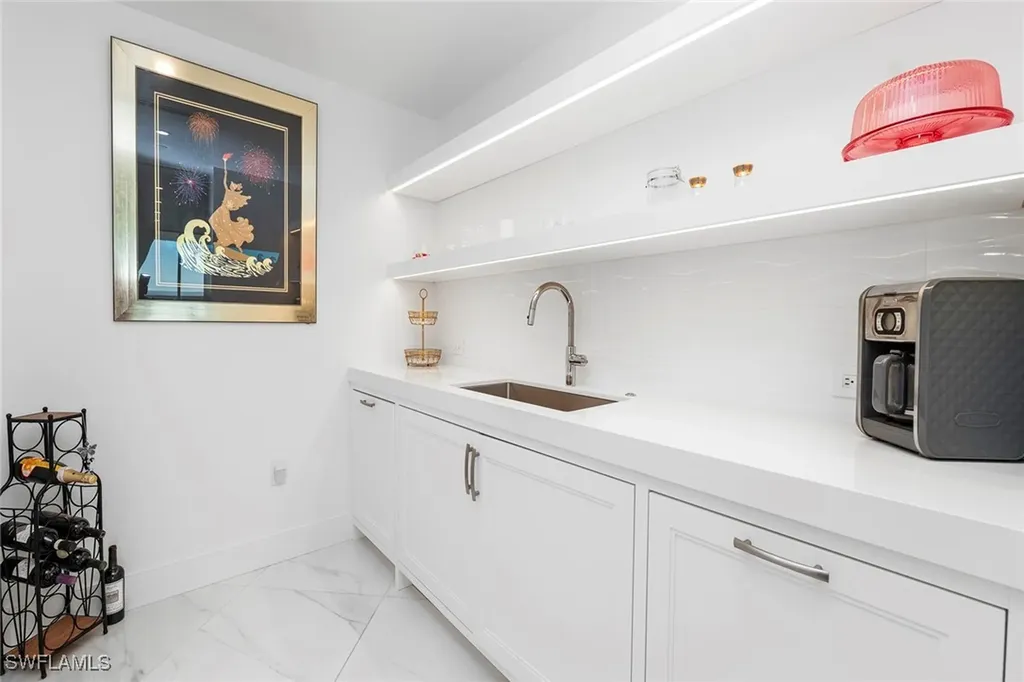 13945 Old Coast Road Naples FL 34110