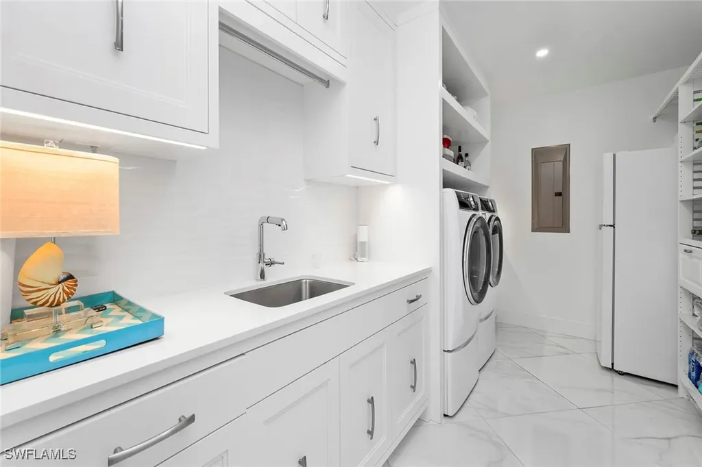 13945 Old Coast Road Naples FL 34110