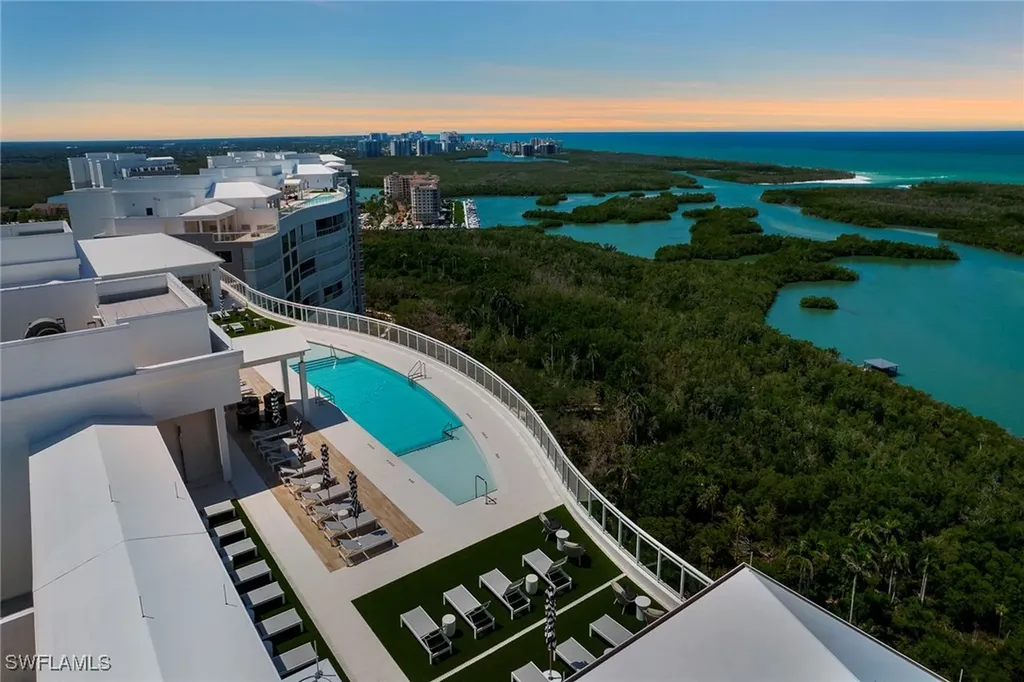 13945 Old Coast Road Naples FL 34110