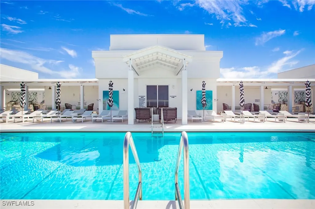 13945 Old Coast Road Naples FL 34110