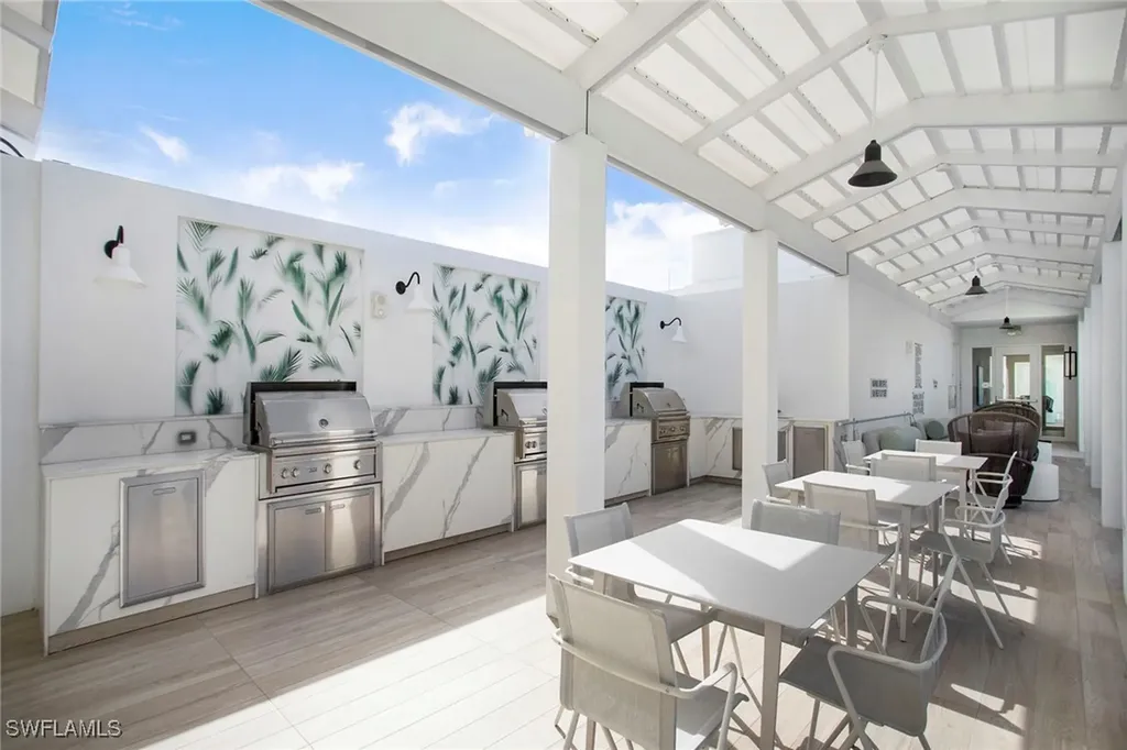 13945 Old Coast Road Naples FL 34110