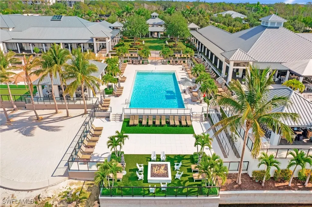 13945 Old Coast Road Naples FL 34110