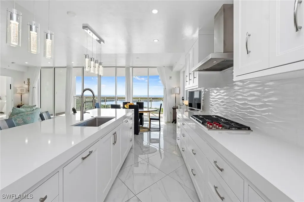 13945 Old Coast Road Naples FL 34110