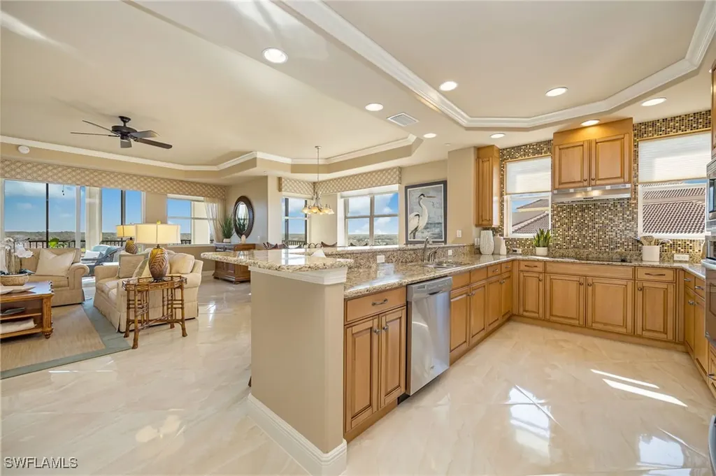 580 El Camino Real Naples FL 34119