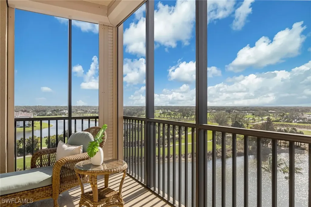 580 El Camino Real Naples FL 34119