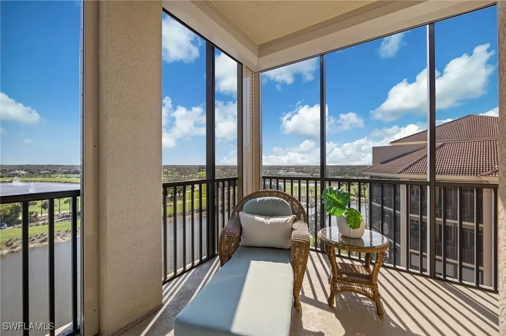 580 El Camino Real Naples FL 34119