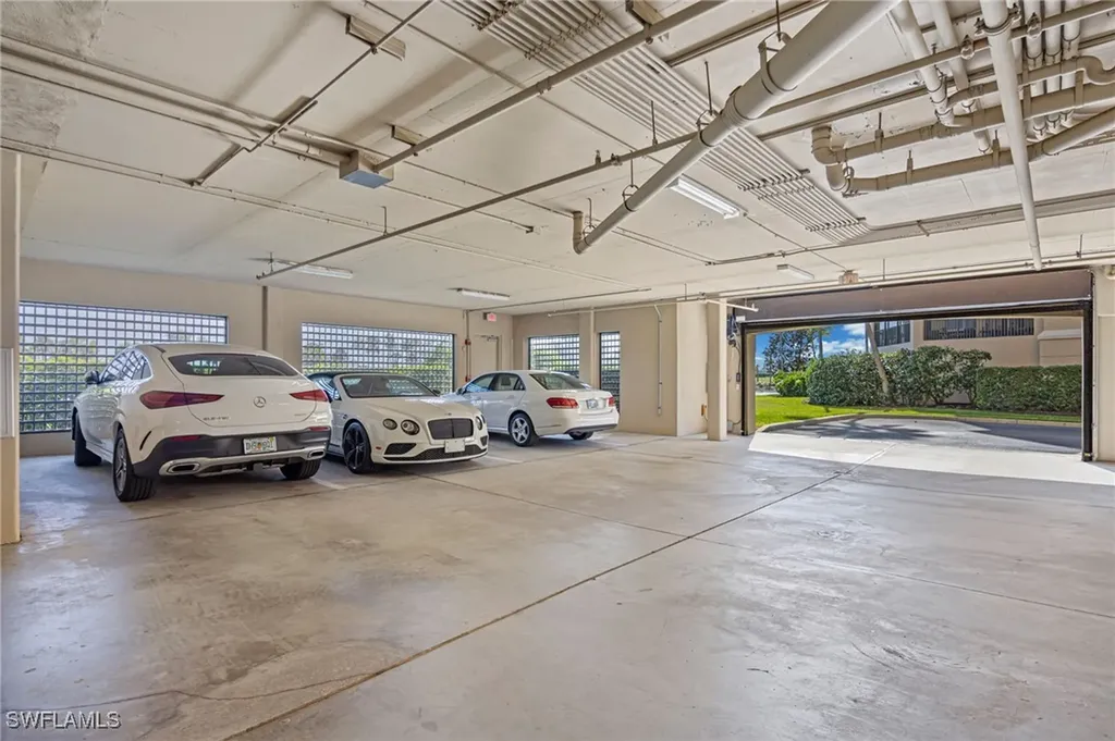 580 El Camino Real Naples FL 34119