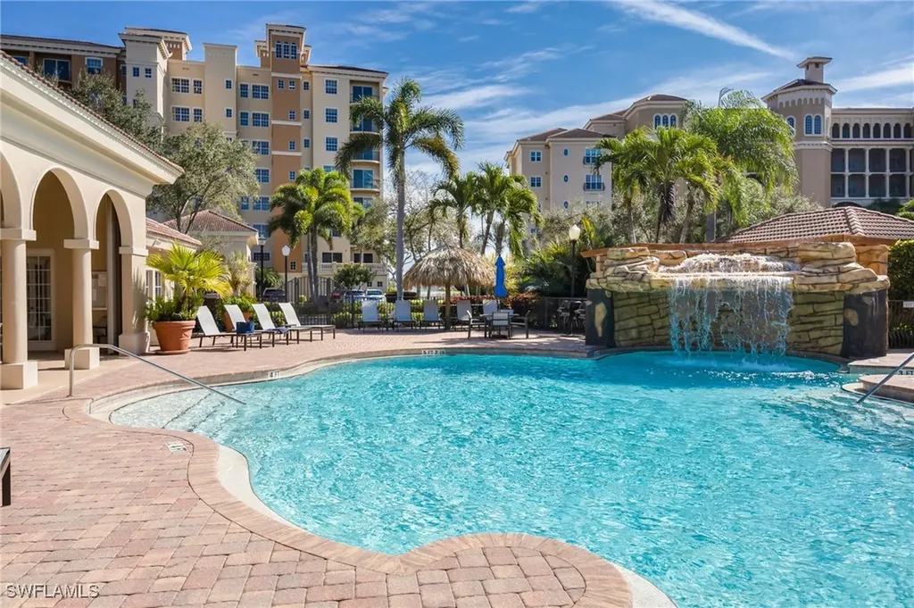 580 El Camino Real Naples FL 34119