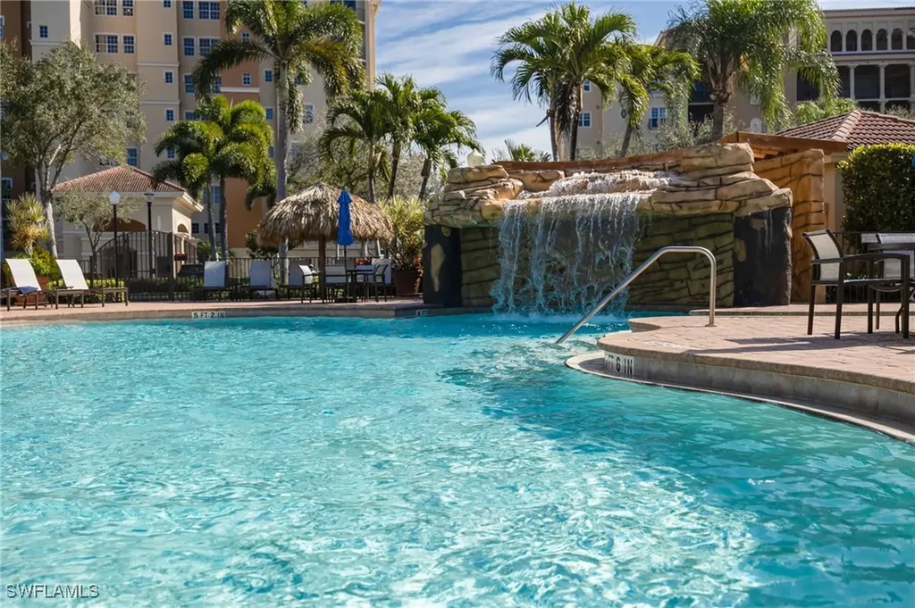 580 El Camino Real Naples FL 34119