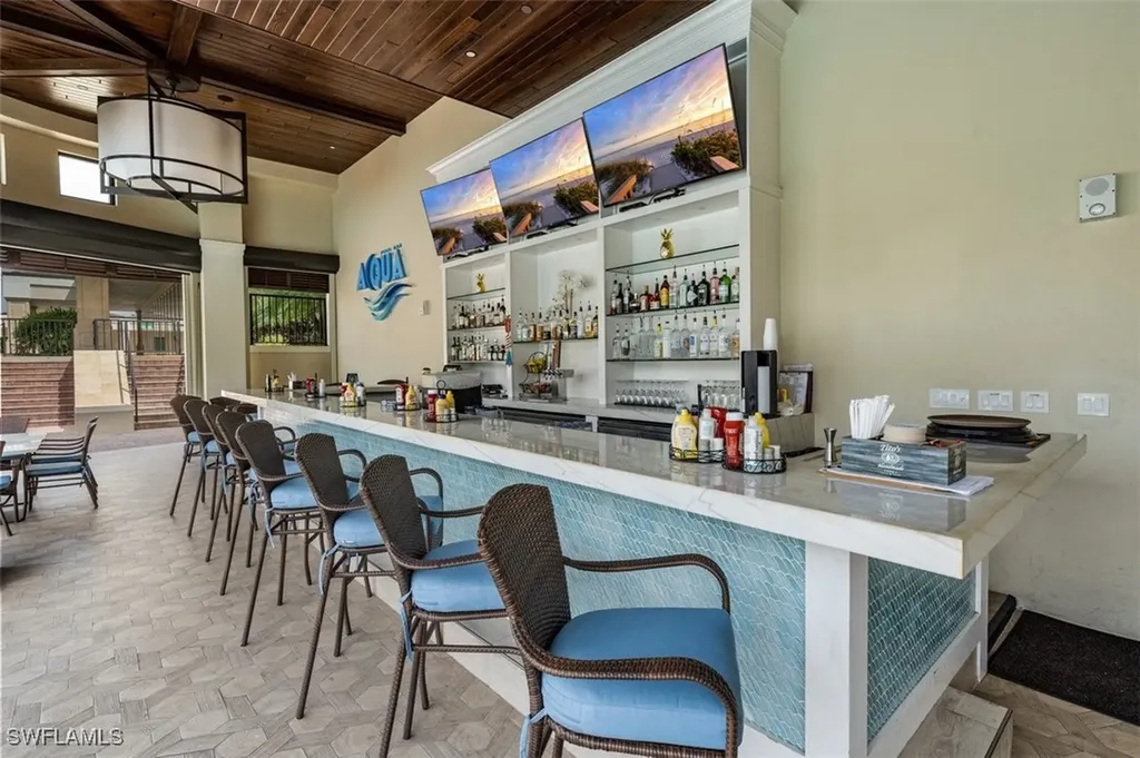 580 El Camino Real Naples FL 34119