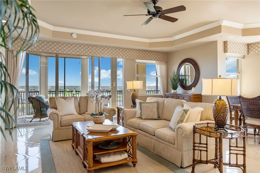 580 El Camino Real Naples FL 34119