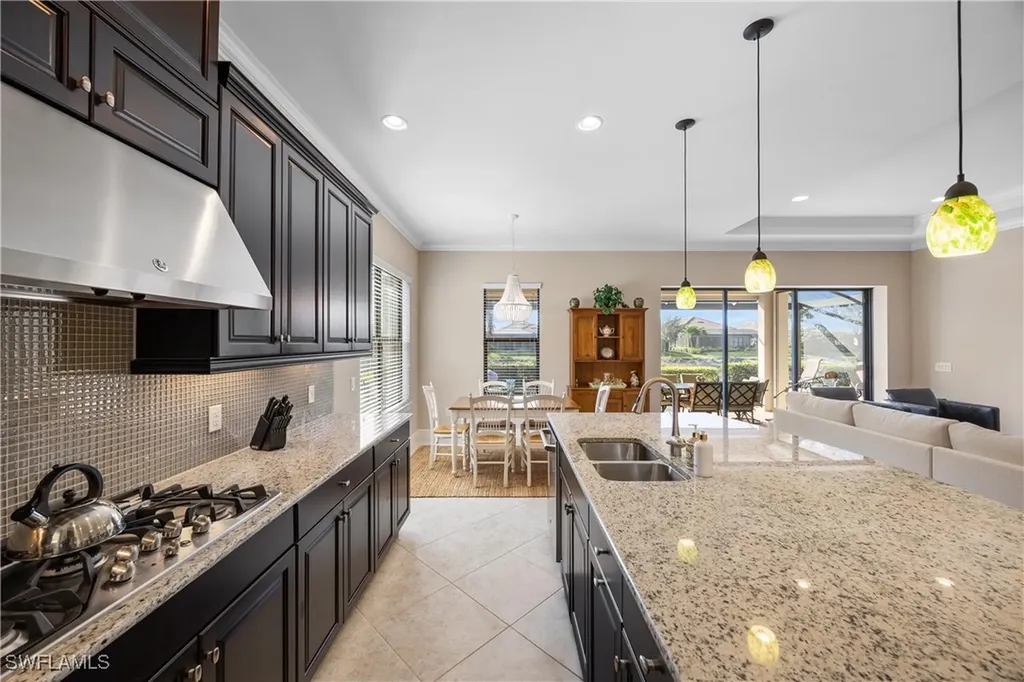 8522 Palacio Terrace N Naples FL 34114