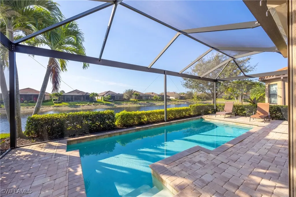 8522 Palacio Terrace N Naples FL 34114