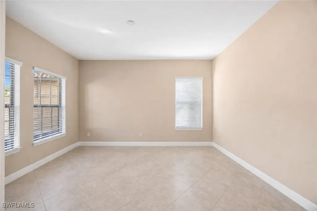 8522 Palacio Terrace N Naples FL 34114