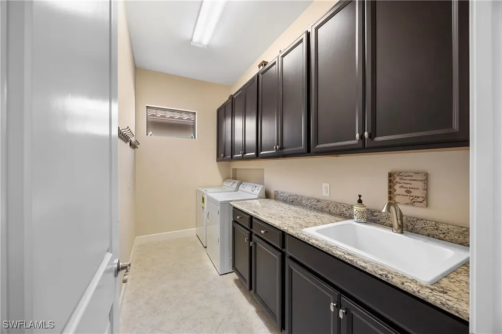 8522 Palacio Terrace N Naples FL 34114