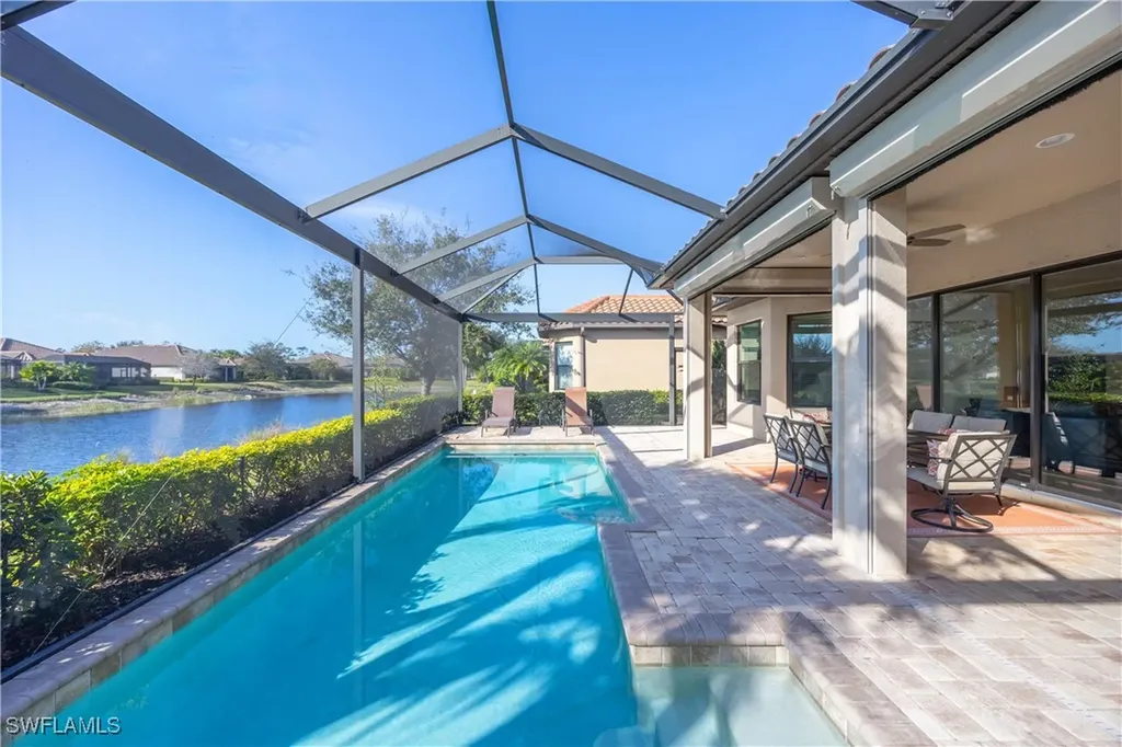8522 Palacio Terrace N Naples FL 34114