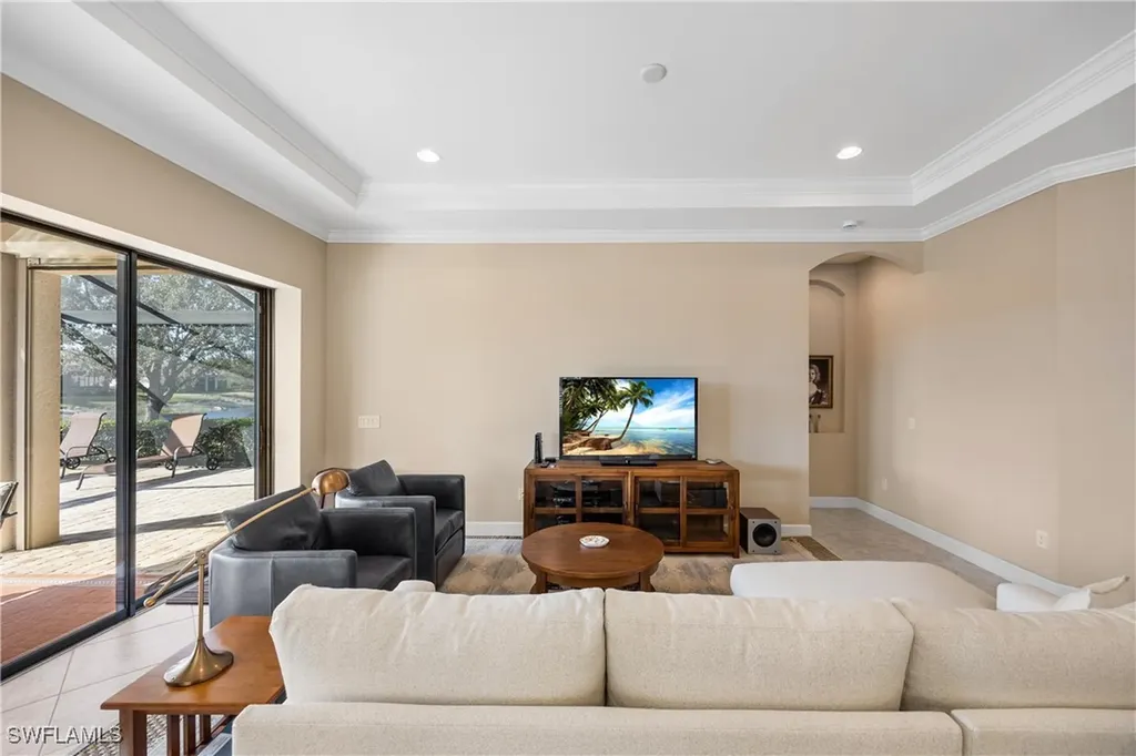8522 Palacio Terrace N Naples FL 34114