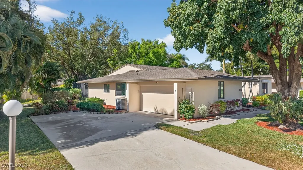 5857 Wyldewood Lakes Court Fort Myers FL 33919